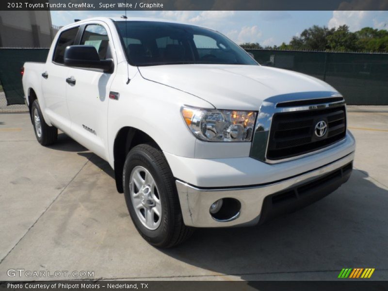 Front 3/4 View of 2012 Tundra CrewMax