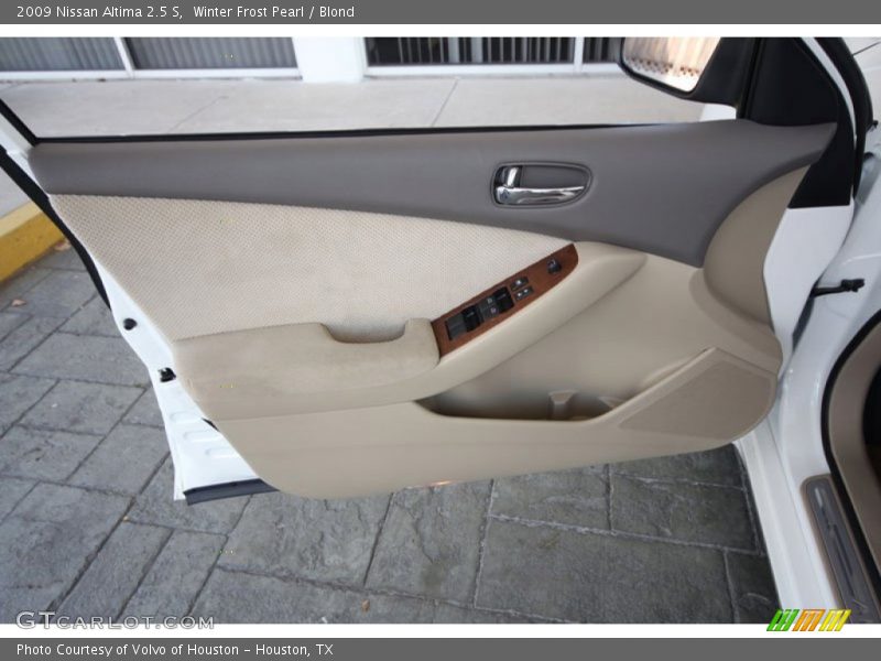 Winter Frost Pearl / Blond 2009 Nissan Altima 2.5 S