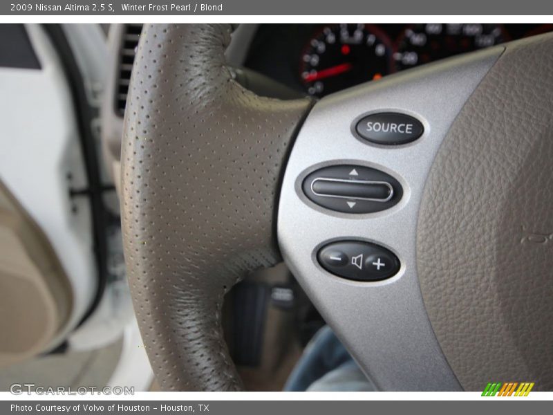 Winter Frost Pearl / Blond 2009 Nissan Altima 2.5 S