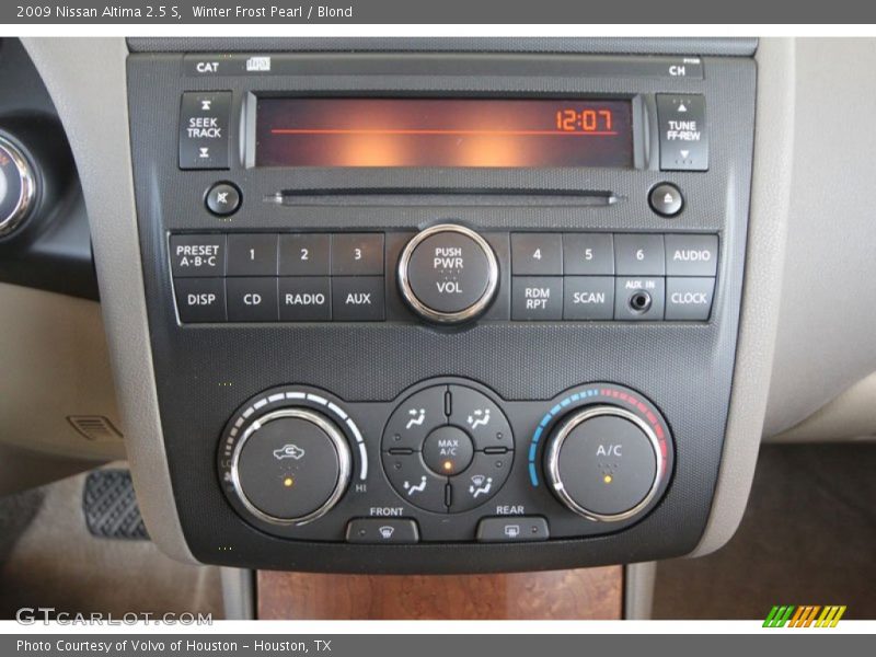 Winter Frost Pearl / Blond 2009 Nissan Altima 2.5 S