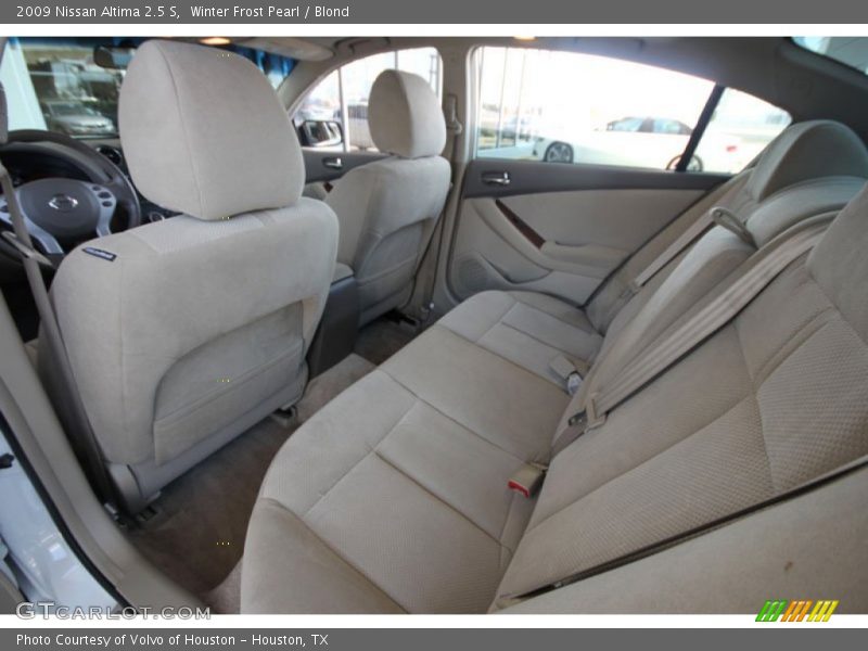 Winter Frost Pearl / Blond 2009 Nissan Altima 2.5 S