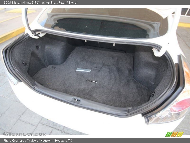 Winter Frost Pearl / Blond 2009 Nissan Altima 2.5 S