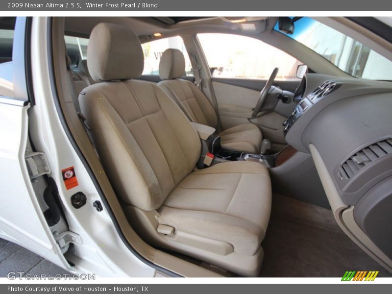 Winter Frost Pearl / Blond 2009 Nissan Altima 2.5 S
