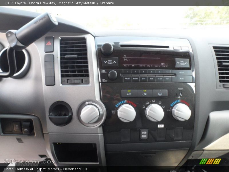Controls of 2012 Tundra CrewMax