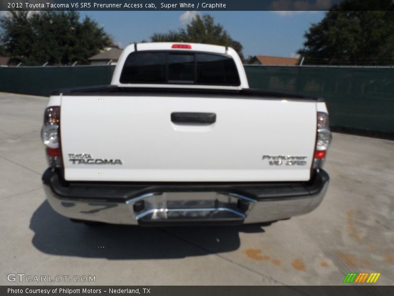 Super White / Graphite 2012 Toyota Tacoma V6 SR5 Prerunner Access cab