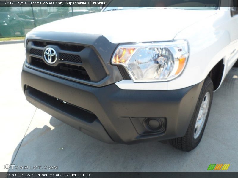 Super White / Graphite 2012 Toyota Tacoma Access Cab