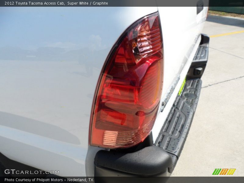 Super White / Graphite 2012 Toyota Tacoma Access Cab