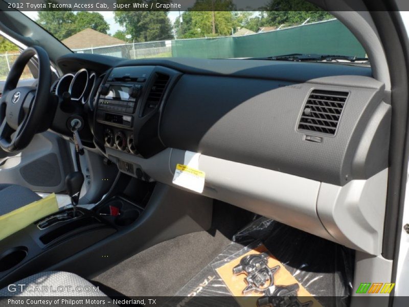 Super White / Graphite 2012 Toyota Tacoma Access Cab