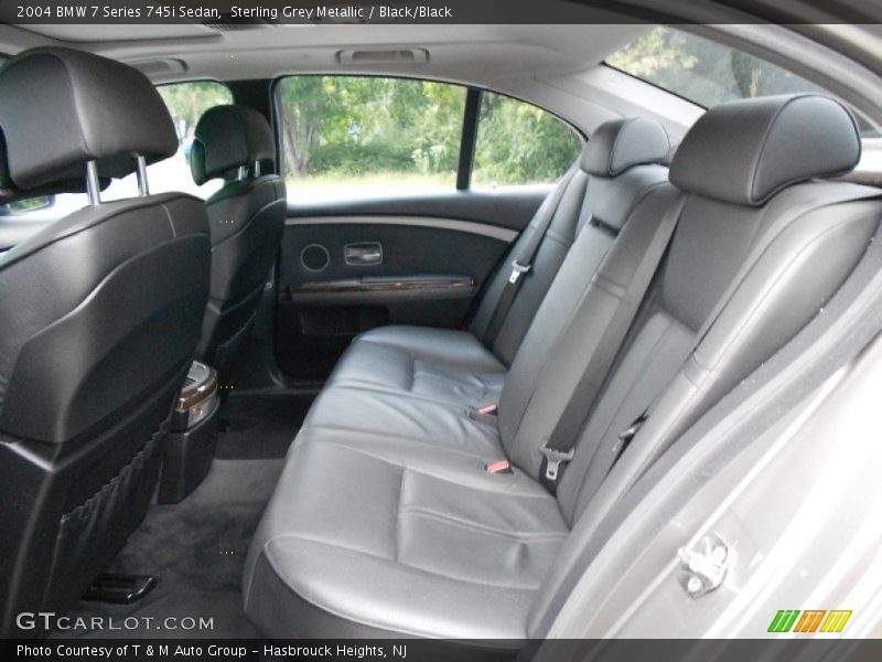  2004 7 Series 745i Sedan Black/Black Interior