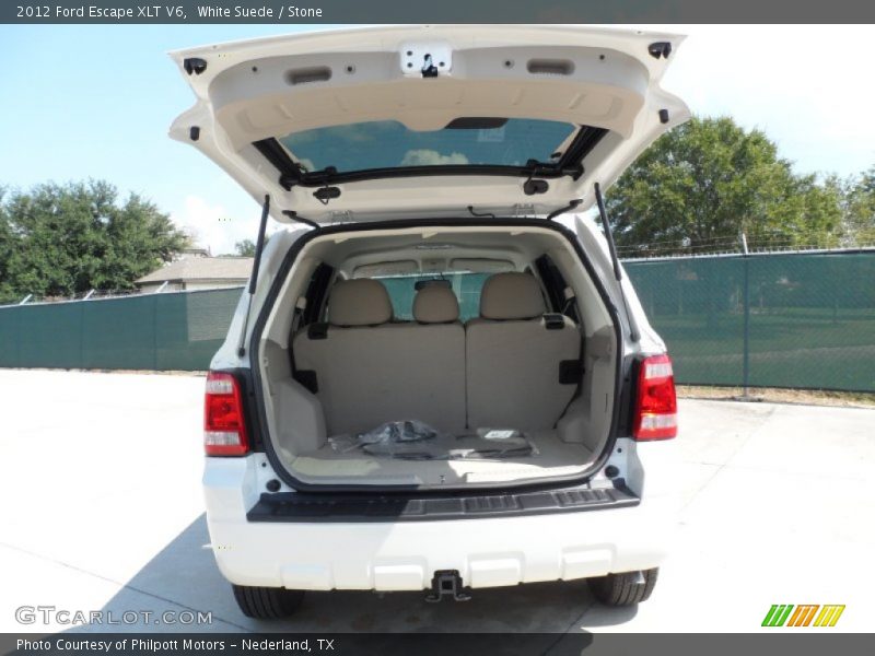  2012 Escape XLT V6 Trunk