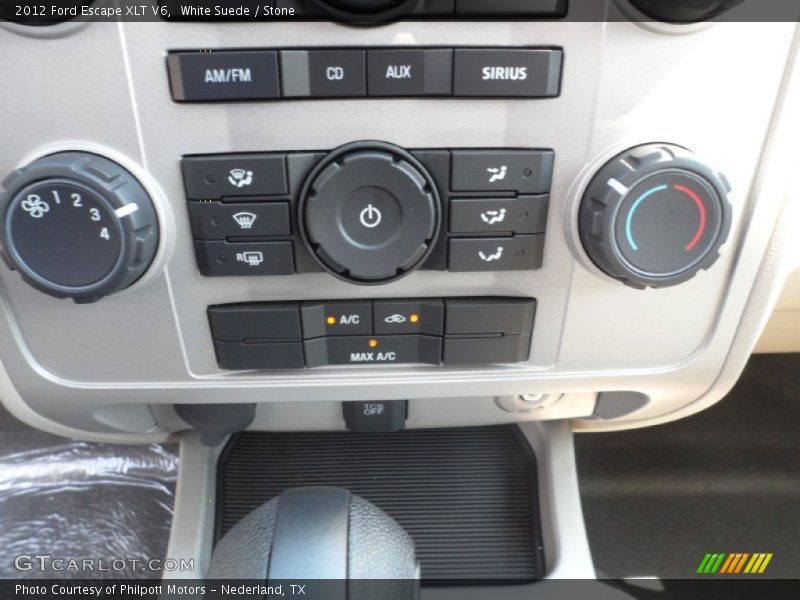 Controls of 2012 Escape XLT V6