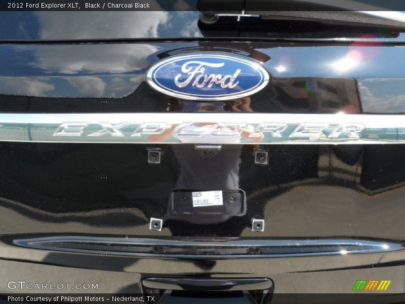  2012 Explorer XLT Logo