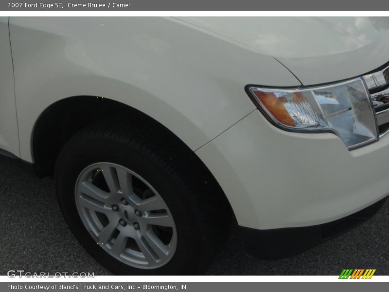 Creme Brulee / Camel 2007 Ford Edge SE