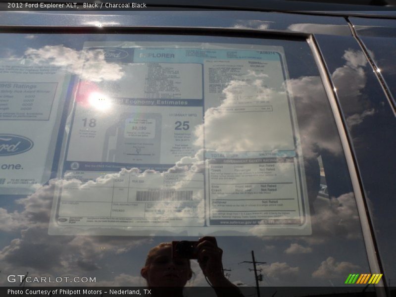 Black / Charcoal Black 2012 Ford Explorer XLT