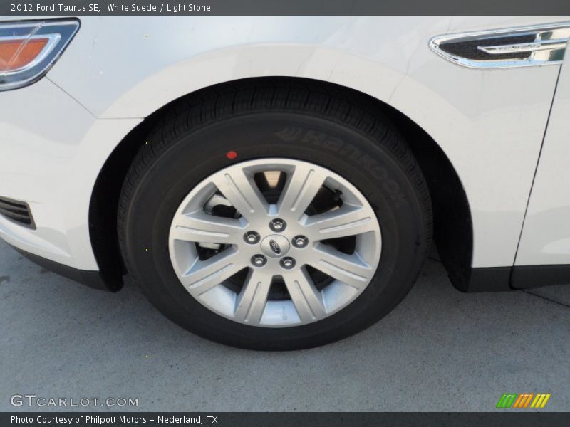  2012 Taurus SE Wheel