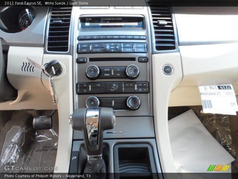 Controls of 2012 Taurus SE