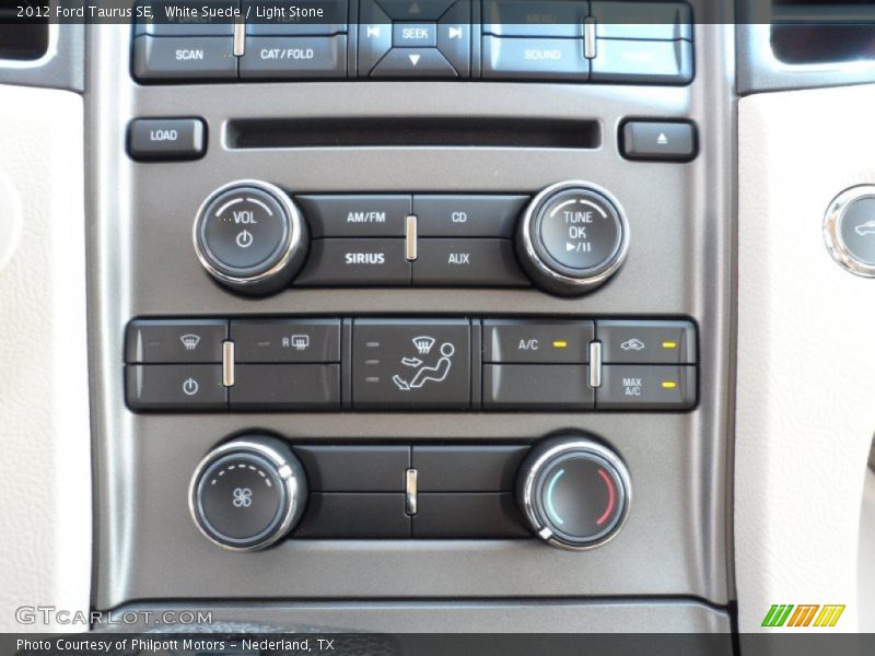Controls of 2012 Taurus SE