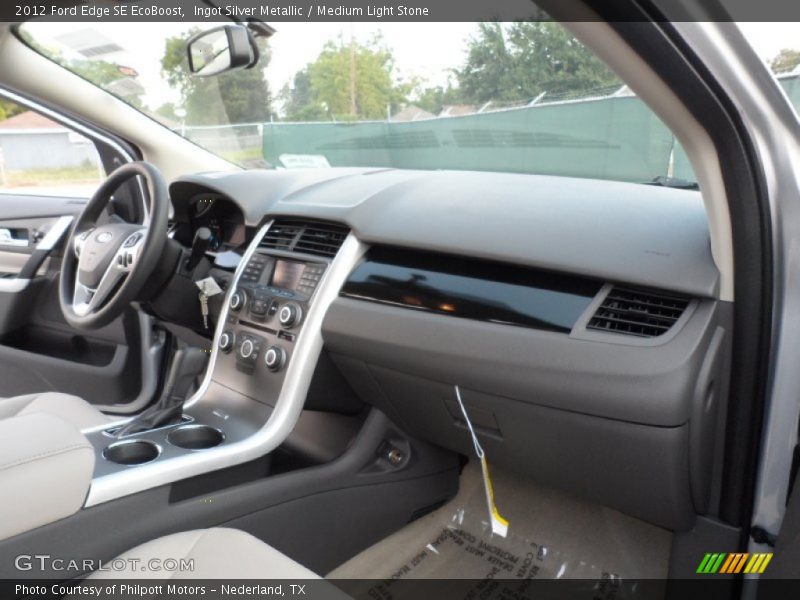 Dashboard of 2012 Edge SE EcoBoost