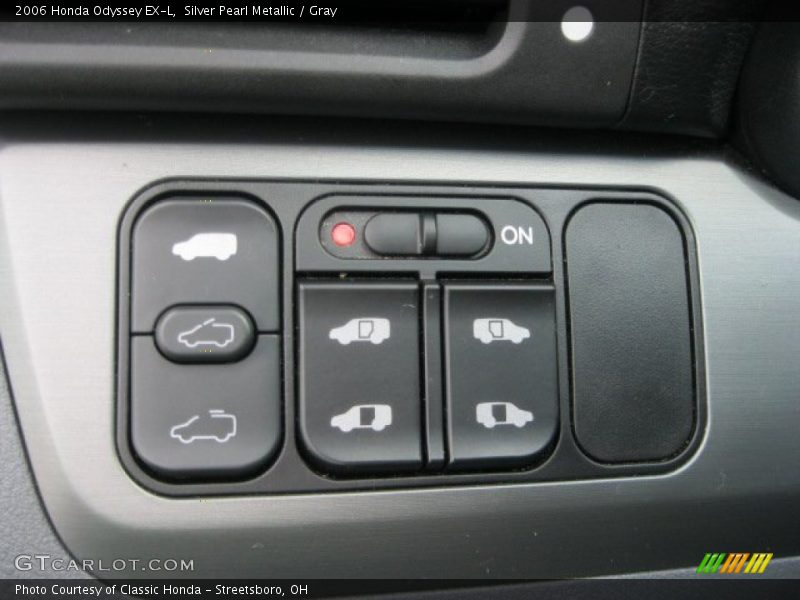 Silver Pearl Metallic / Gray 2006 Honda Odyssey EX-L