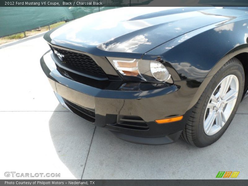 Black / Charcoal Black 2012 Ford Mustang V6 Coupe