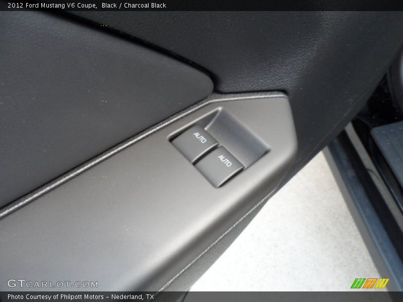 Black / Charcoal Black 2012 Ford Mustang V6 Coupe