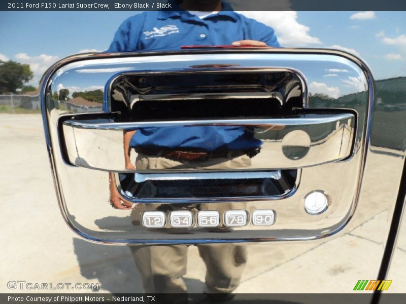 Ebony Black / Black 2011 Ford F150 Lariat SuperCrew