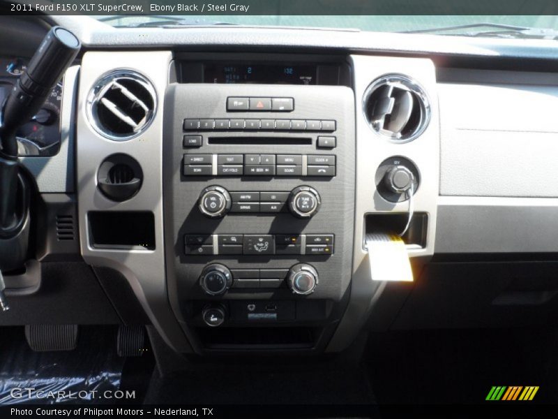 Ebony Black / Steel Gray 2011 Ford F150 XLT SuperCrew