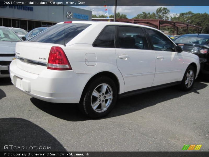 White / Gray 2004 Chevrolet Malibu Maxx LS Wagon