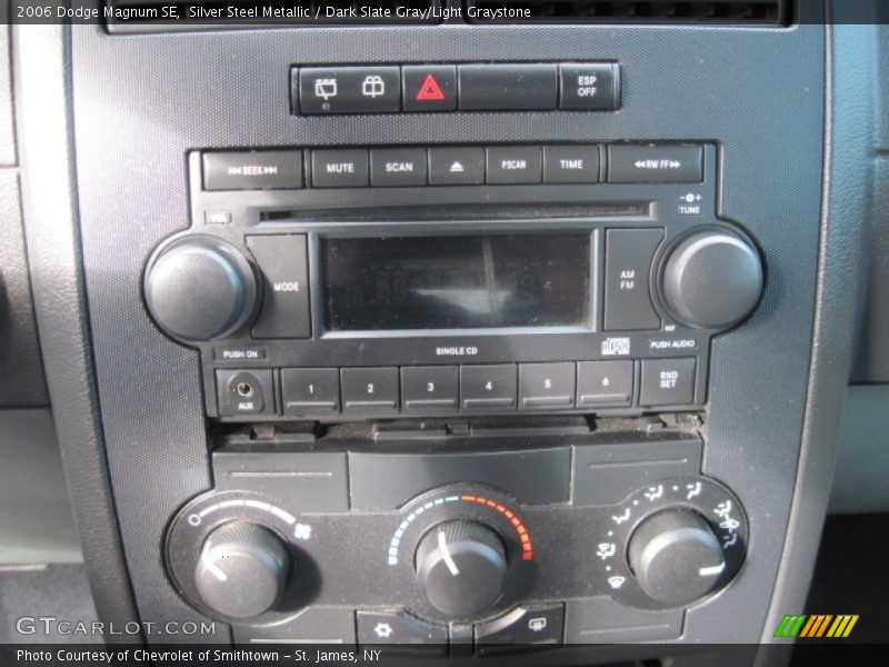Silver Steel Metallic / Dark Slate Gray/Light Graystone 2006 Dodge Magnum SE