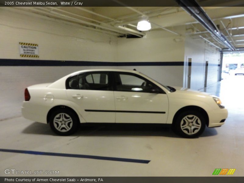 White / Gray 2005 Chevrolet Malibu Sedan