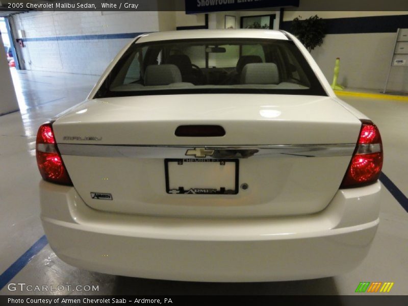 White / Gray 2005 Chevrolet Malibu Sedan