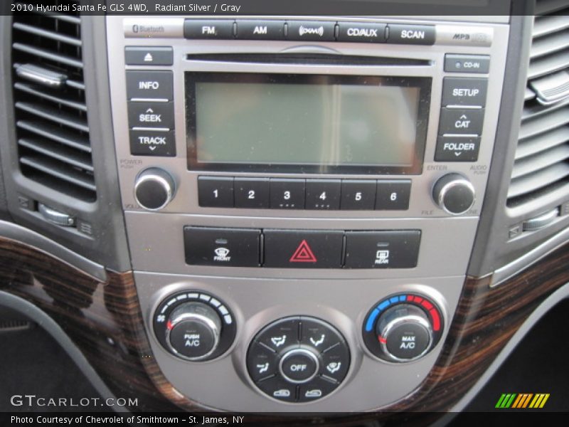 Radiant Silver / Gray 2010 Hyundai Santa Fe GLS 4WD