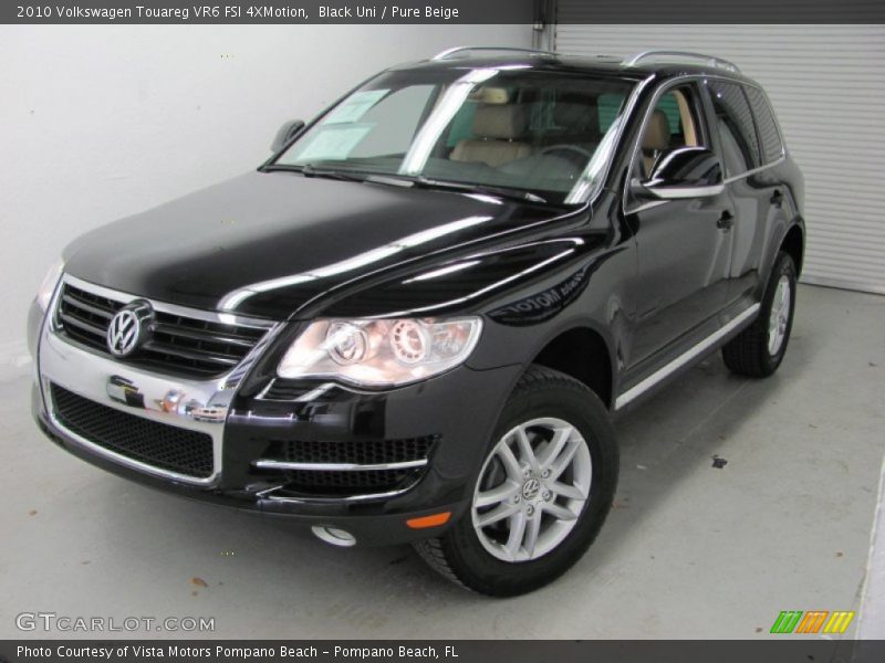 Black Uni / Pure Beige 2010 Volkswagen Touareg VR6 FSI 4XMotion