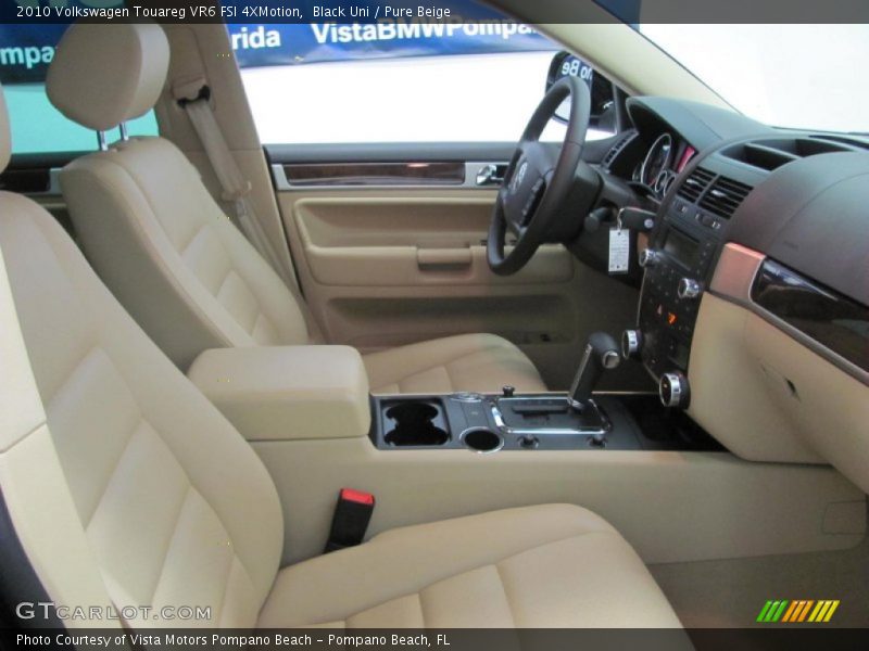 Black Uni / Pure Beige 2010 Volkswagen Touareg VR6 FSI 4XMotion