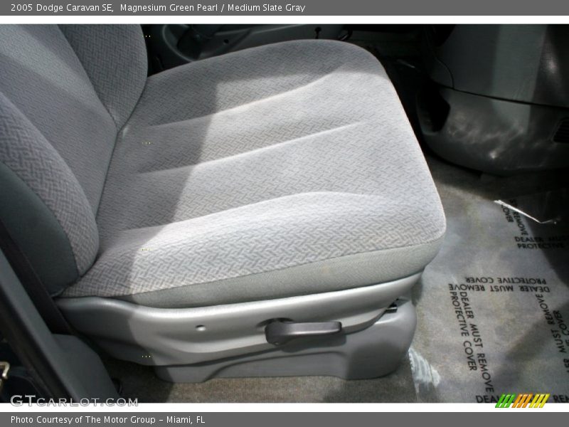 Magnesium Green Pearl / Medium Slate Gray 2005 Dodge Caravan SE