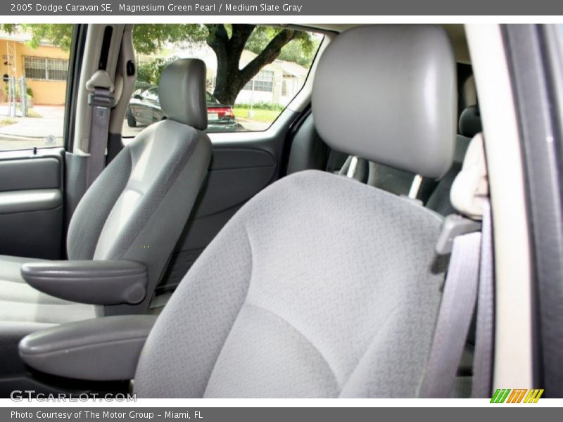 Magnesium Green Pearl / Medium Slate Gray 2005 Dodge Caravan SE