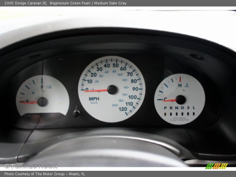 Magnesium Green Pearl / Medium Slate Gray 2005 Dodge Caravan SE