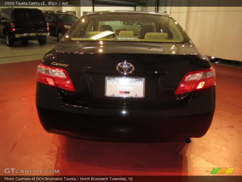 Black / Ash 2009 Toyota Camry LE