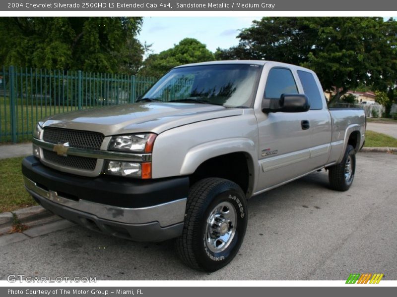 Sandstone Metallic / Medium Gray 2004 Chevrolet Silverado 2500HD LS Extended Cab 4x4