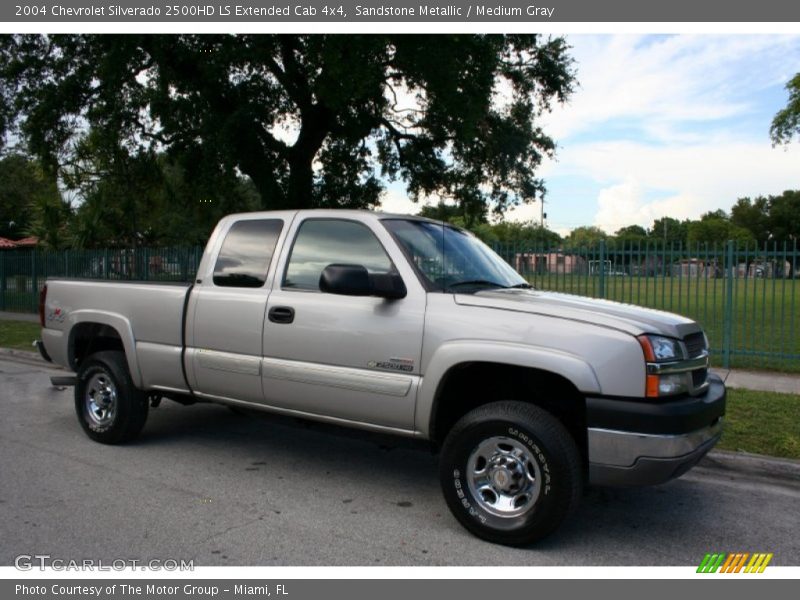 Sandstone Metallic / Medium Gray 2004 Chevrolet Silverado 2500HD LS Extended Cab 4x4