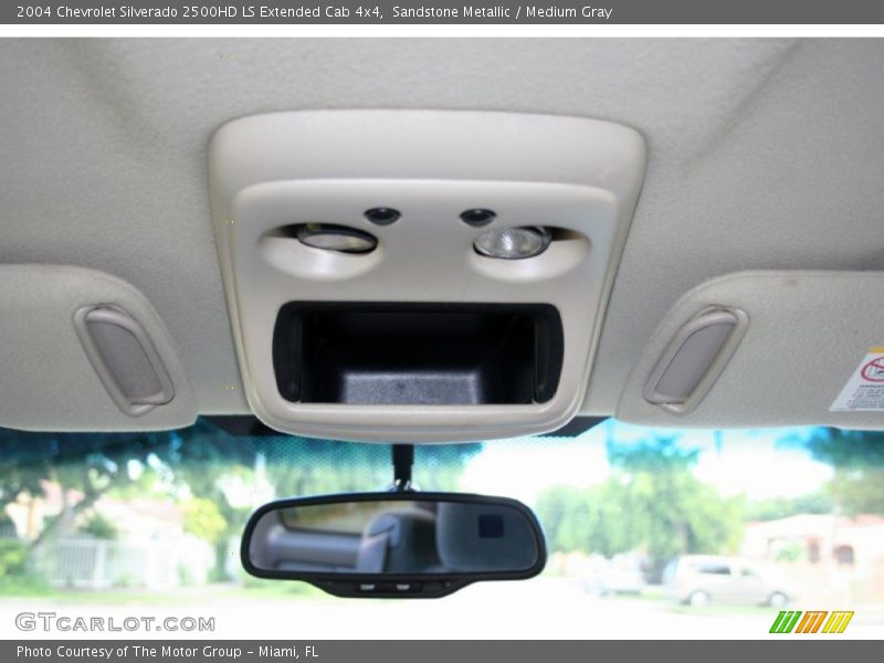 Sandstone Metallic / Medium Gray 2004 Chevrolet Silverado 2500HD LS Extended Cab 4x4