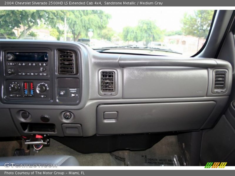 Sandstone Metallic / Medium Gray 2004 Chevrolet Silverado 2500HD LS Extended Cab 4x4