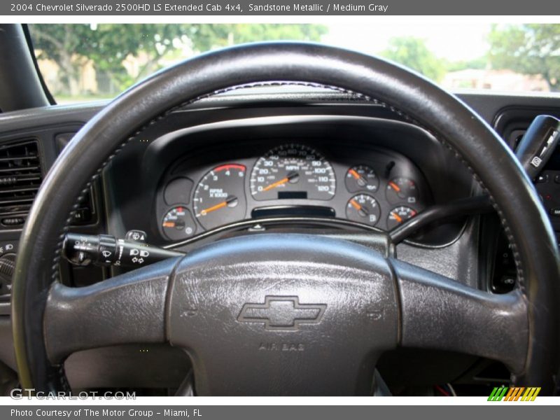 Sandstone Metallic / Medium Gray 2004 Chevrolet Silverado 2500HD LS Extended Cab 4x4