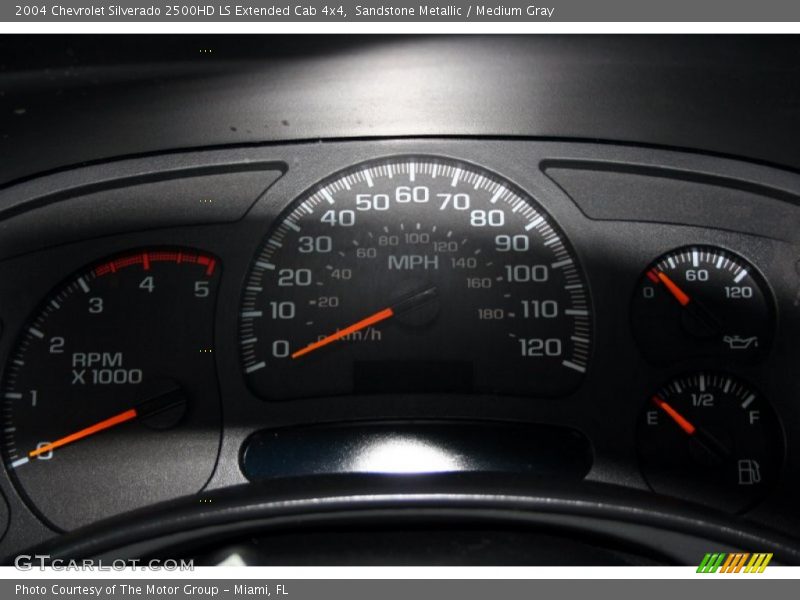 Sandstone Metallic / Medium Gray 2004 Chevrolet Silverado 2500HD LS Extended Cab 4x4