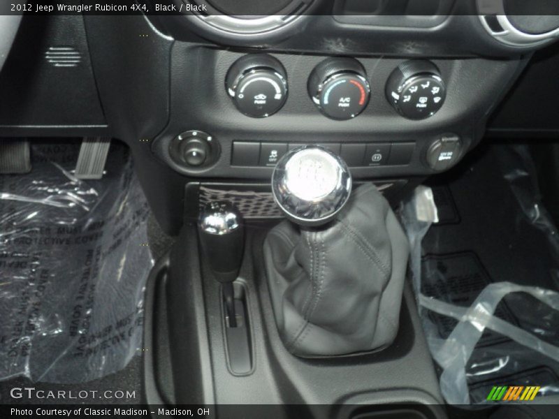  2012 Wrangler Rubicon 4X4 6 Speed Manual Shifter