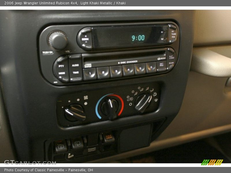 Controls of 2006 Wrangler Unlimited Rubicon 4x4