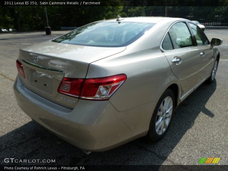 Satin Cashmere Metallic / Parchment 2011 Lexus ES 350