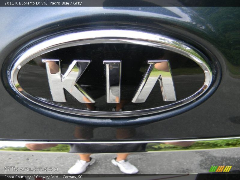 Pacific Blue / Gray 2011 Kia Sorento LX V6