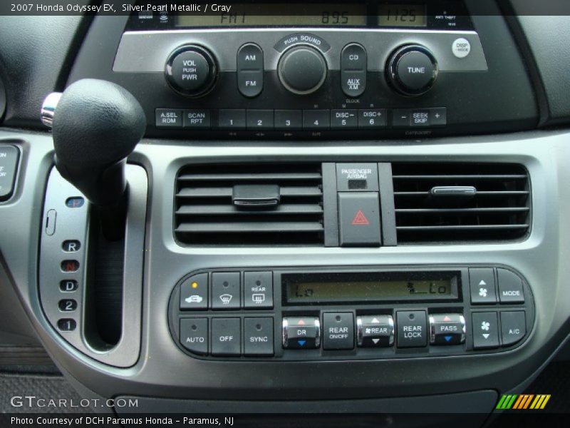 Silver Pearl Metallic / Gray 2007 Honda Odyssey EX