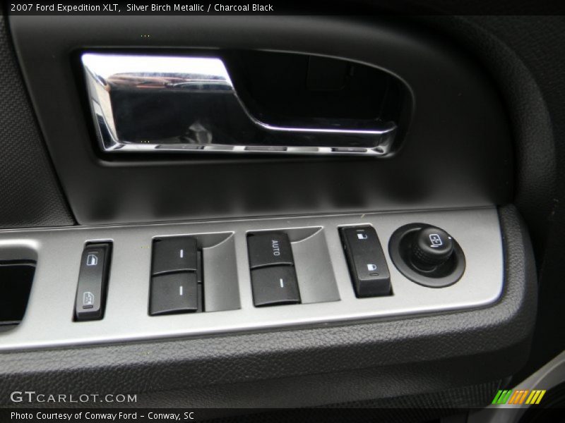Silver Birch Metallic / Charcoal Black 2007 Ford Expedition XLT